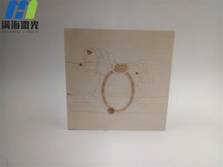 P木製玩具圖案高端激（jī）光（guāng）雕刻加工