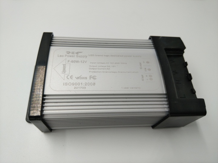 激（jī）光雕刻鋁合金LED防水電源外殼