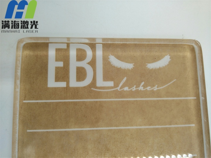 EBL假睫毛亞克力展示（shì）牌激光鐳雕（diāo）